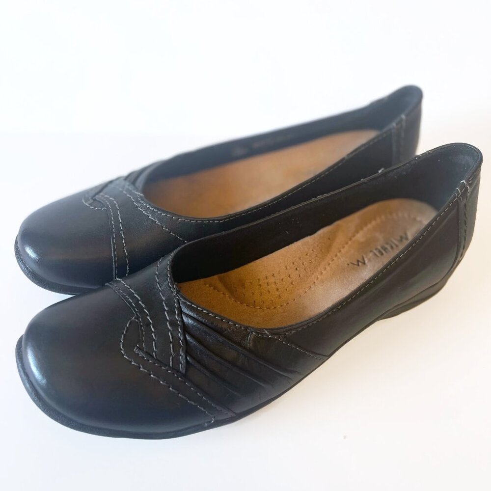 Michel M Womens Flats / Shoes Size 7 M Judy Black Leather Upper Slip on with Box